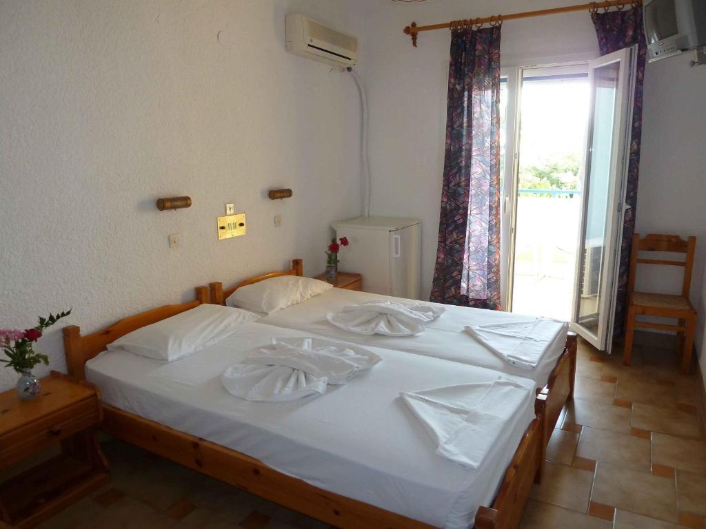 Paris Beach Hotel Ireo  Pokoj fotografie